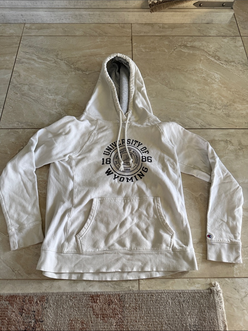 Champion White University of Wyoming Pullover Hoodie with Gray Lined Hood